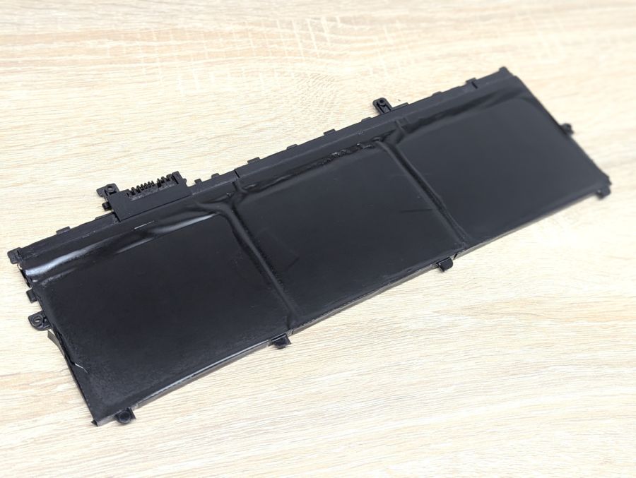Б/В Оригінальна акумуляторна батарея Lenovo SB10K97588 (01AV431)