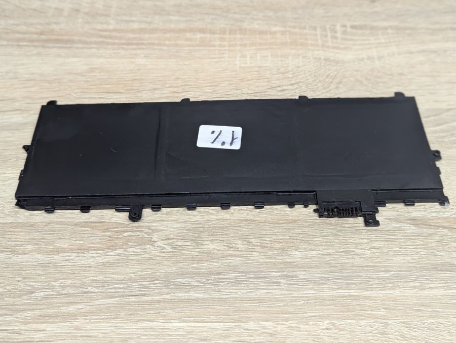 Б/В Оригінальна акумуляторна батарея Lenovo SB10K97586 (01AV494)