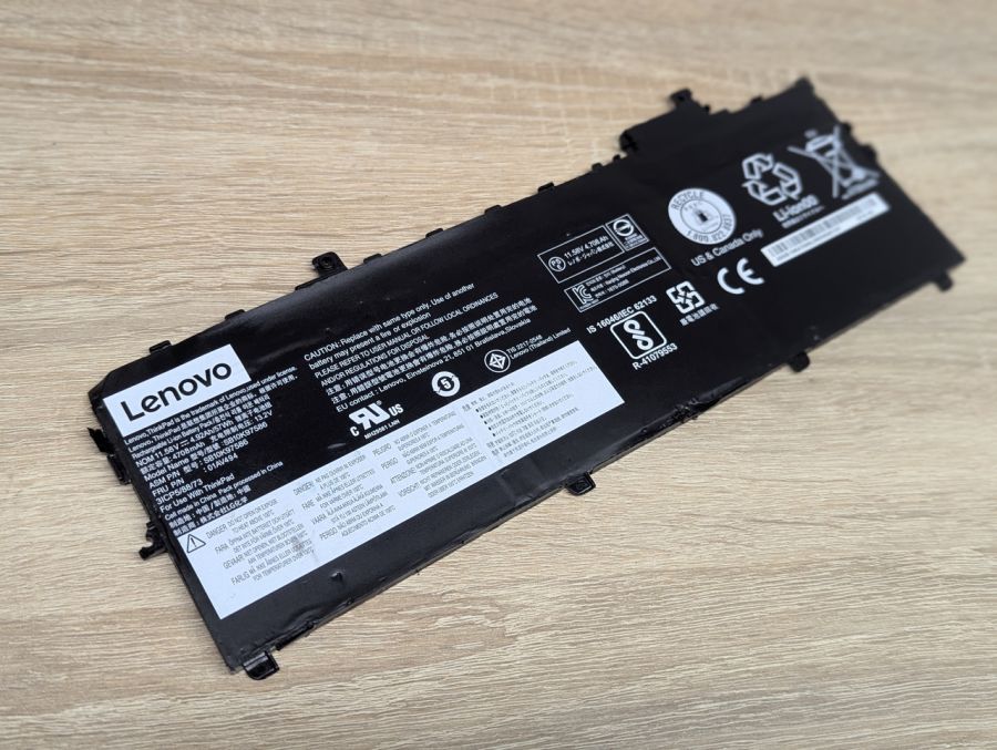 Б/В Оригінальна акумуляторна батарея Lenovo SB10K97586 (01AV494)