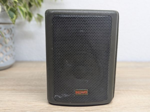 Б/В Полична колонка NUVO WA-30 SPKR