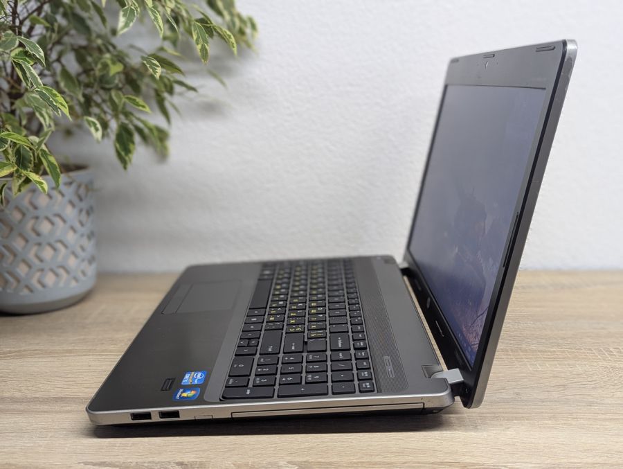 Уцінка! Ноутбук Б/В HP ProBook 4530S, Intel Core i5-2410M, DDR3 8 GB, SSD 128GB, 15.6" HD