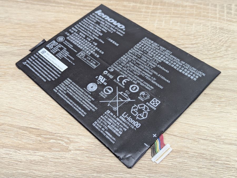 Б/В Оригінальна акумуляторна батарея Lenovo L11C2P32