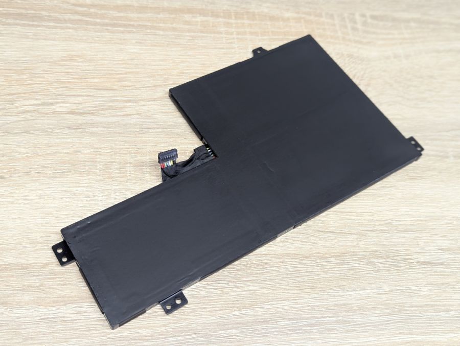 Б/В Оригінальна акумуляторна батарея Lenovo L19M3PG1
