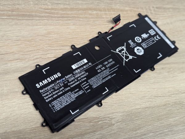 Б/В Оригінальна акумуляторна батарея Samsung 1588-3366