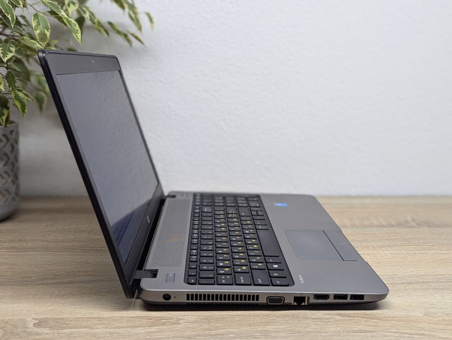 Уцінка! Ноутбук Б/В HP ProBook 450 G1, Intel Core i7-4702QM, DDR3 8 GB, SSD 128GB, 15.6" HD