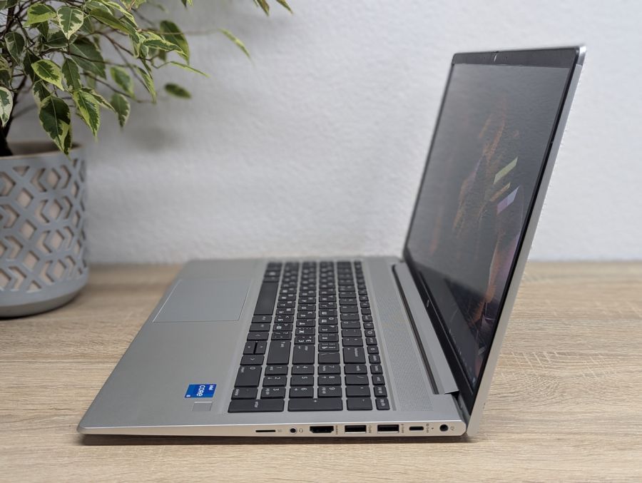 Ноутбук Б/В HP ProBook 450 G8, Intel Core i5-1135G7, DDR4 16GB, SSD 256GB, 15.6" Full HD