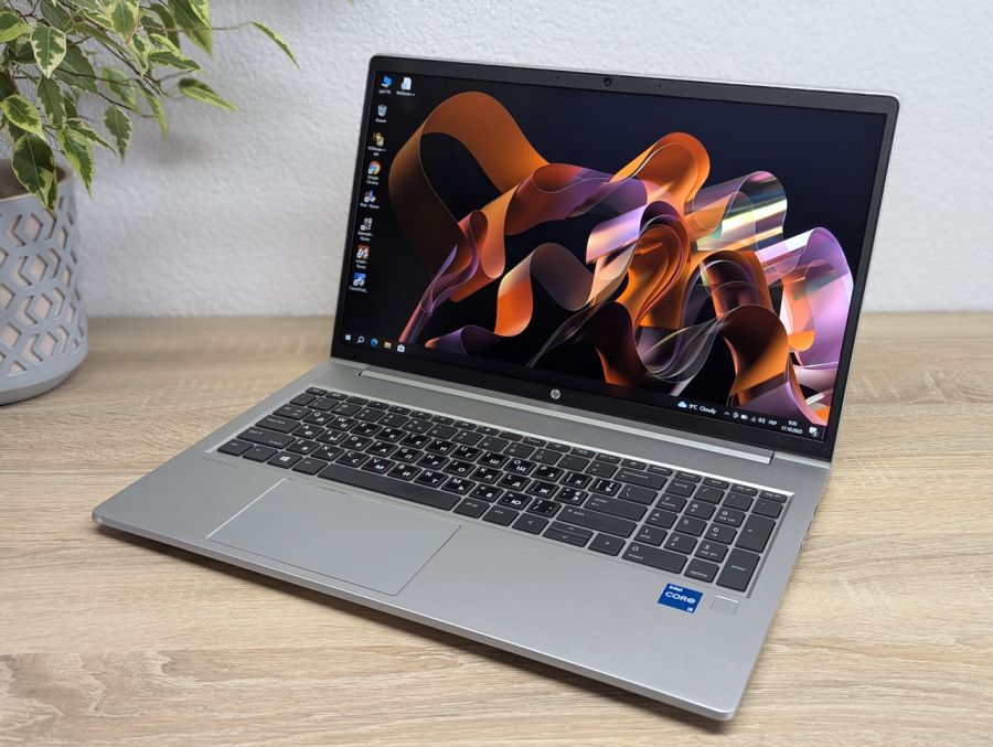 Ноутбук Б/В HP ProBook 450 G8, Intel Core i5-1135G7, DDR4 16GB, SSD 256GB, 15.6" Full HD