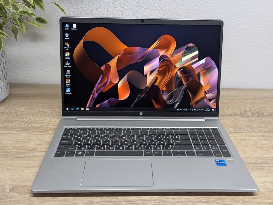 Ноутбук Б/В HP ProBook 450 G8, Intel Core i5-1135G7, DDR4 16GB, SSD 256GB, 15.6" Full HD
