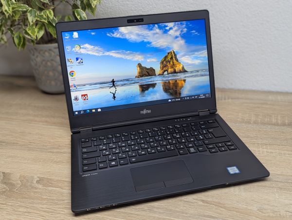 Ноутбук Б/В Fujitsu U747, Intel Core i5-6200U, DDR4 8 GB, SSD 128GB, 14" Full HD
