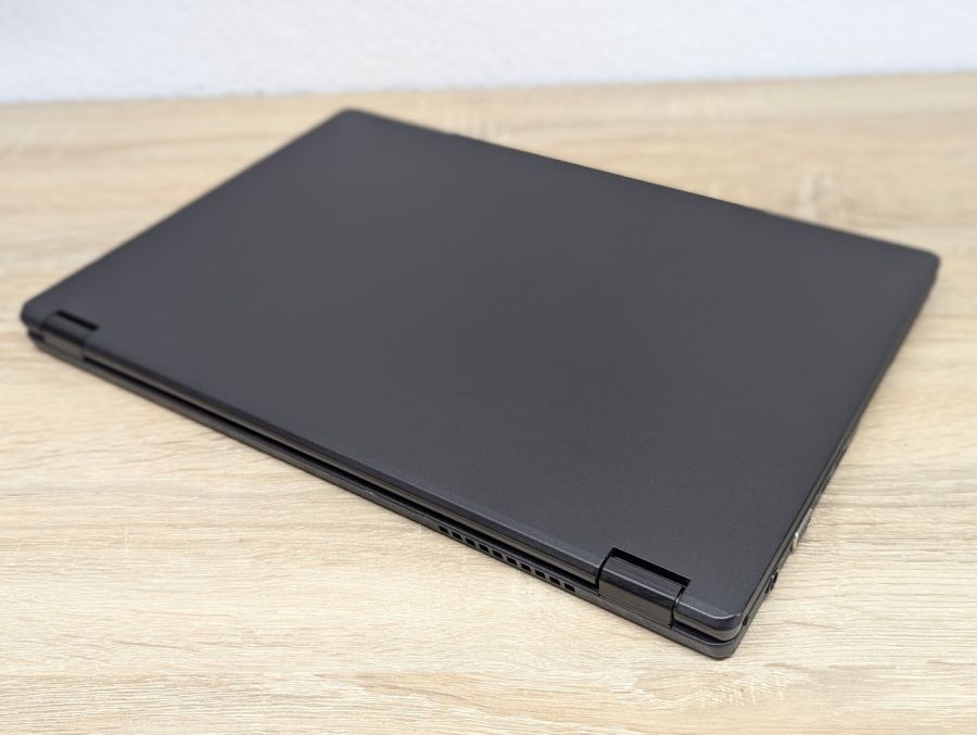 Ноутбук Б/В Fujitsu U747, Intel Core i5-6200U, DDR4 8GB, SSD 256GB, 14" Full HD
