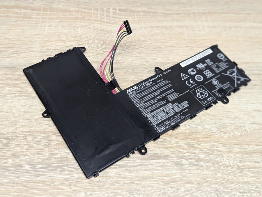 Б/В Оригінальна акумуляторна батарея Asus C21N1414
