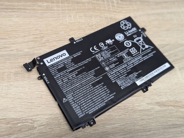 Б/В Акумуляторна батарея Lenovo L17C3P52