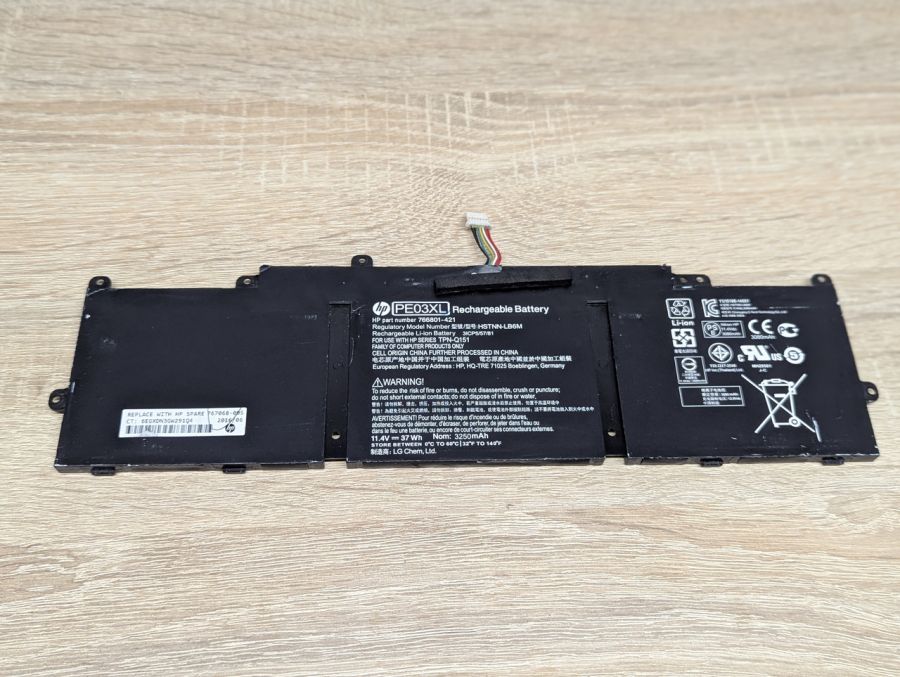 Б/В Оригінальна акумуляторна батарея HP PE03XL