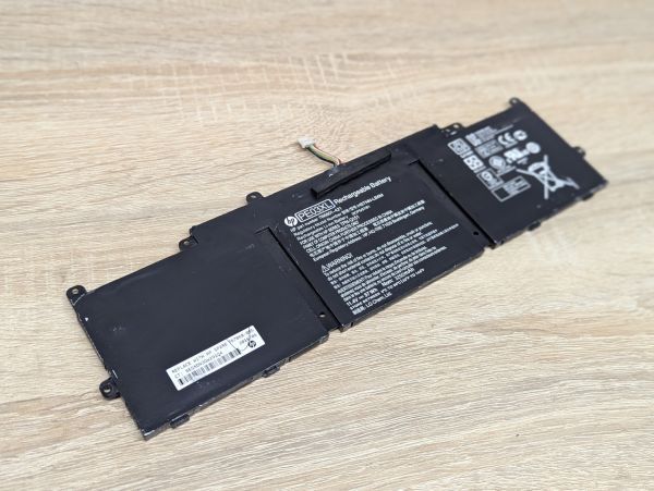 Б/В Оригінальна акумуляторна батарея HP PE03XL