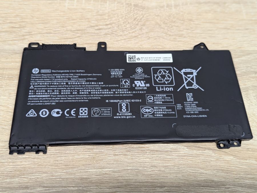 Б/В Оригінальна акумуляторна батарея HP RE03XL