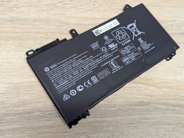 Б/В Оригінальна акумуляторна батарея HP RE03XL