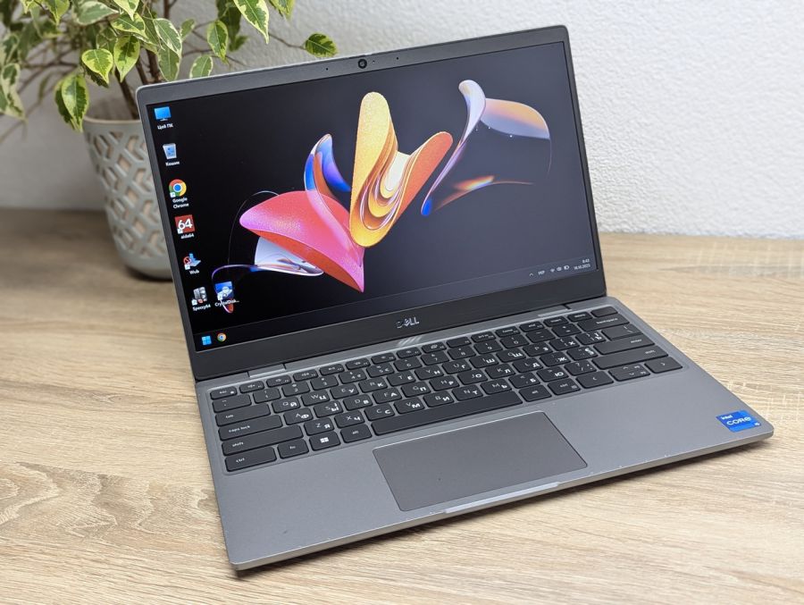 Уцінка! Ноутбук Б/В Dell Latitude 3330, Intel Core i5-1145G7, DDR3 16 GB, SSD 256GB, 14" Full HD