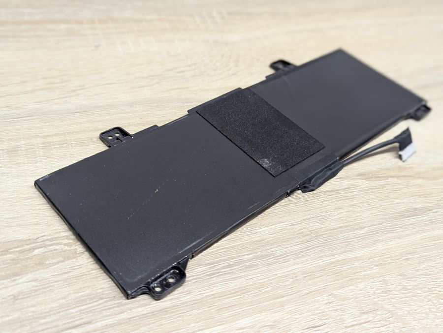 Б/В Оригінальна акумуляторна батарея HP GB02XL