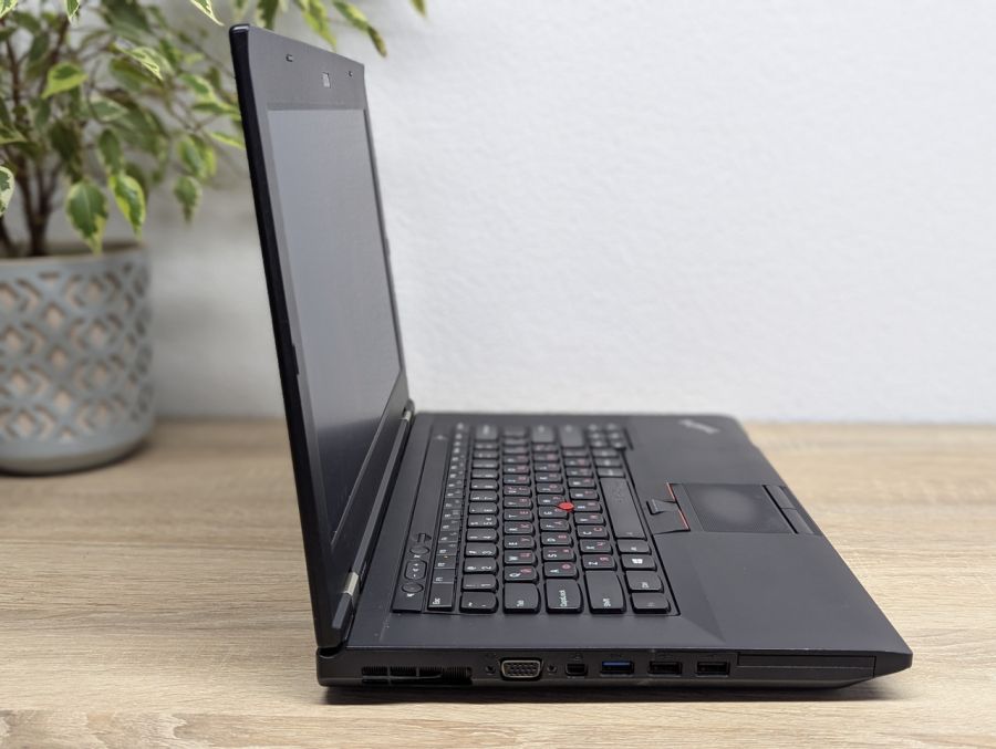 Ноутбук Б/В Lenovo L430, Intel Core i3-2328M, DDR3 10 GB, SSD 128GB, 14" HD