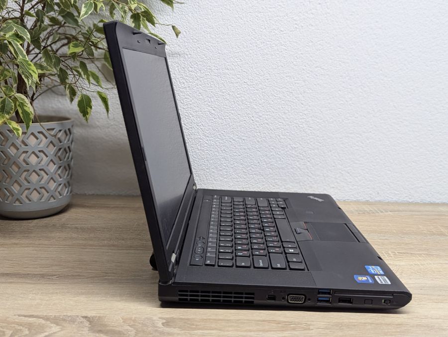 Ноутбук Б/В Lenovo T530, Intel Core i5-3320M, DDR3 8 GB, SSD 128GB, 15.6" HD