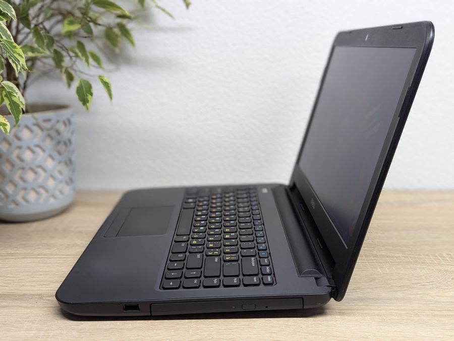 Уцінка! Ноутбук Б/В Dell Latitude 3440, Intel Core i5-4210U, DDR3 8 GB, SSD 128GB, 14" HD