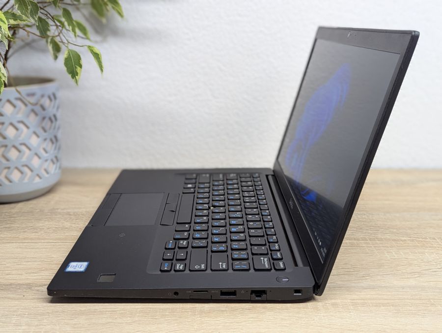 Ноутбук Б/В Dell Latitude 7480, Intel Core i5-6300U, DDR4 8 GB, SSD 128GB, 14" Full HD