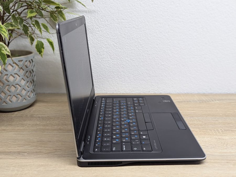 Ноутбук Б/В Dell Latitude E7440, Intel Core i5-4300U, DDR3 8GB, SSD 128GB, 14" Full HD
