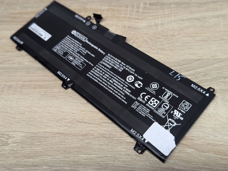 Б/В Оригінальна акумуляторна батарея HP ZO04XL