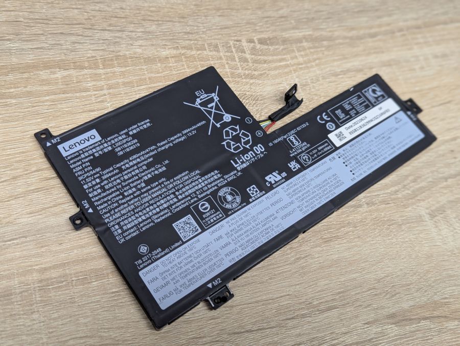 Б/В Оригінальна акумуляторна батарея Lenovo L20D3PG0