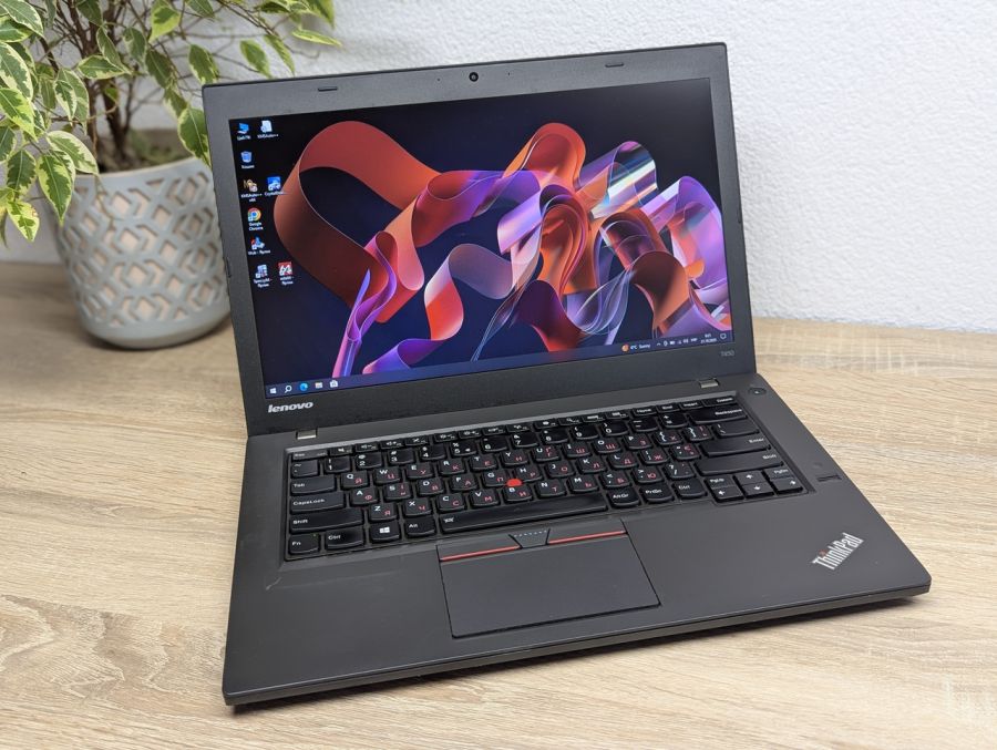 Уцінка! Ноутбук Б/В Lenovo ThinkPad T450, Intel Core i5-5300U, DDR3 8 GB, SSD 128GB, 14" HD