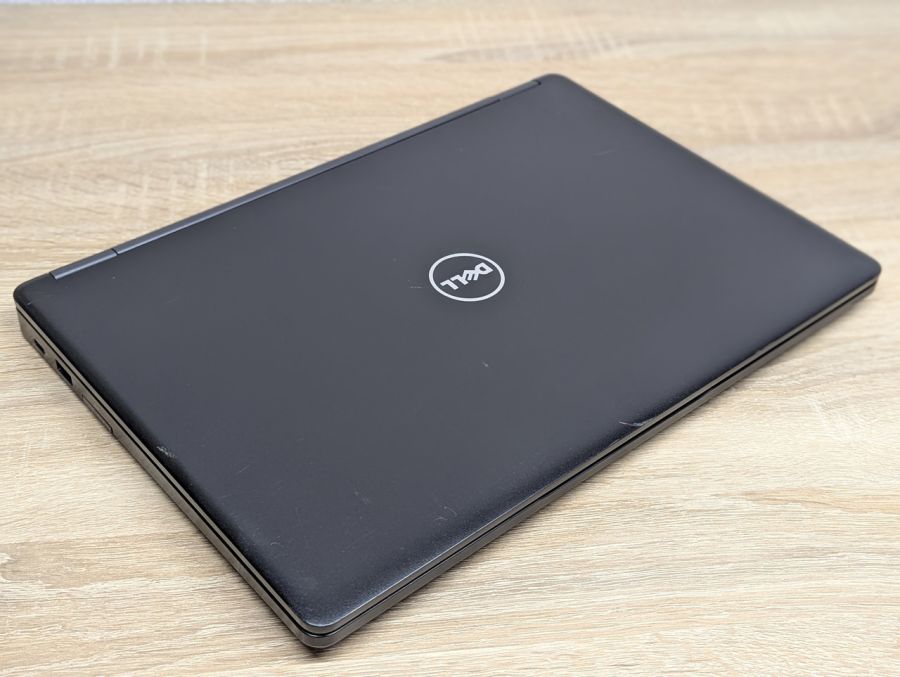Уцінка! Ноутбук Б/В Dell Latitude 5480, Intel Core i5-6300U, DDR4 8 GB, SSD 128GB, 14" Full HD