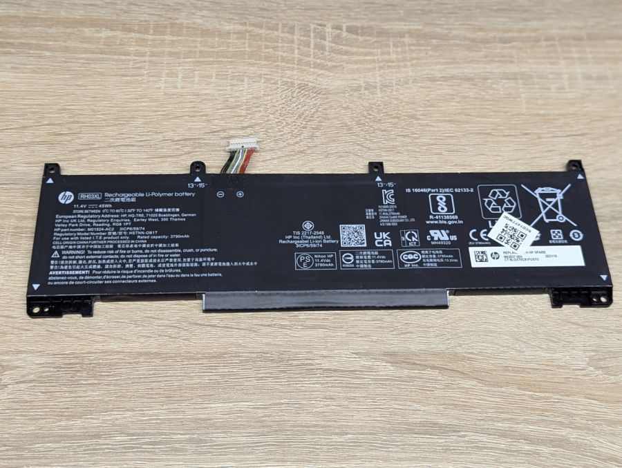 Б/В Оригінальна акумуляторна батарея HP RH03Xl