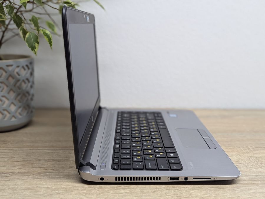 Ноутбук Б/В HP ProBook 430 G3, Intel Core i5-6200U, DDR3 8 GB, SSD 128GB, 12.5" HD