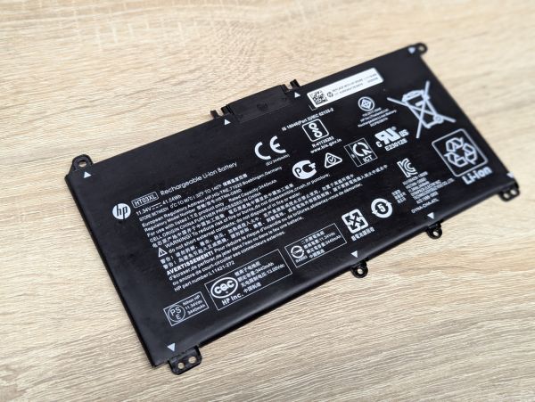 Б/В Оригінальна акумуляторна батарея HP HT03XL