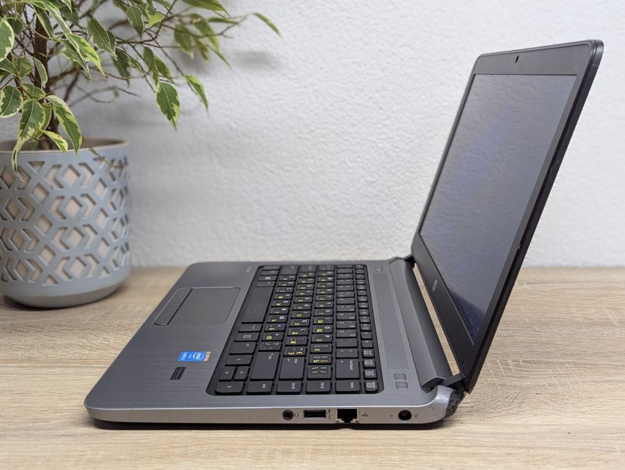 Уцінка! Ноутбук Б/В HP ProBook 430 G2, Intel Core i5-5200U, DDR3 8 GB, SSD 128GB, 12.5" HD