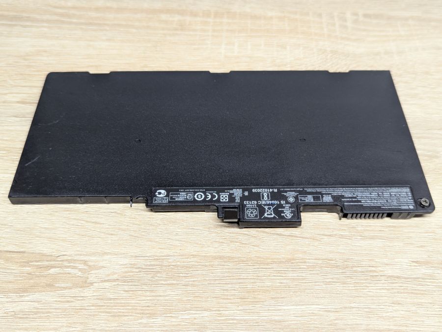 Б/В Оригінальна акумуляторна батарея HP CS03XL
