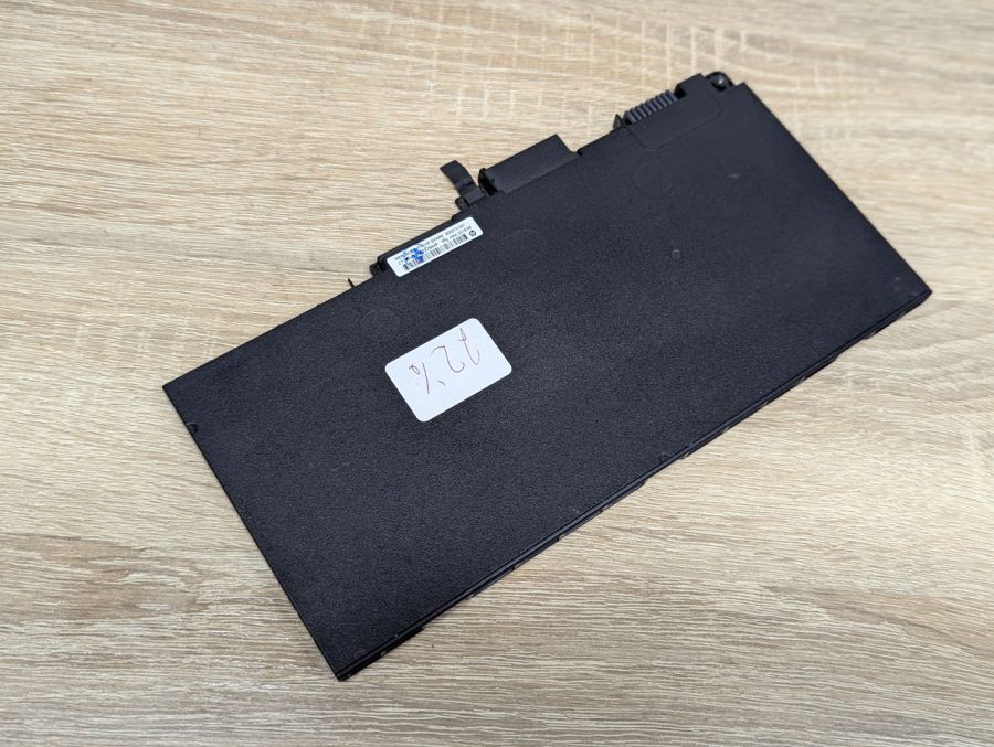 Б/В Оригінальна акумуляторна батарея HP CS03XL