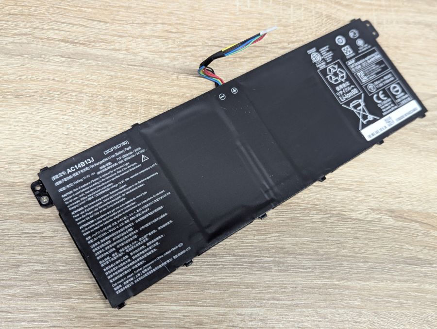 Б/В Оригінальна акумуляторна батарея Acer AP14В13J