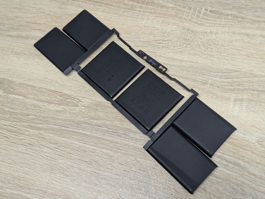 Б/В Оригінальний акумулятор Apple A2113 [ProductHub SKU A2113]