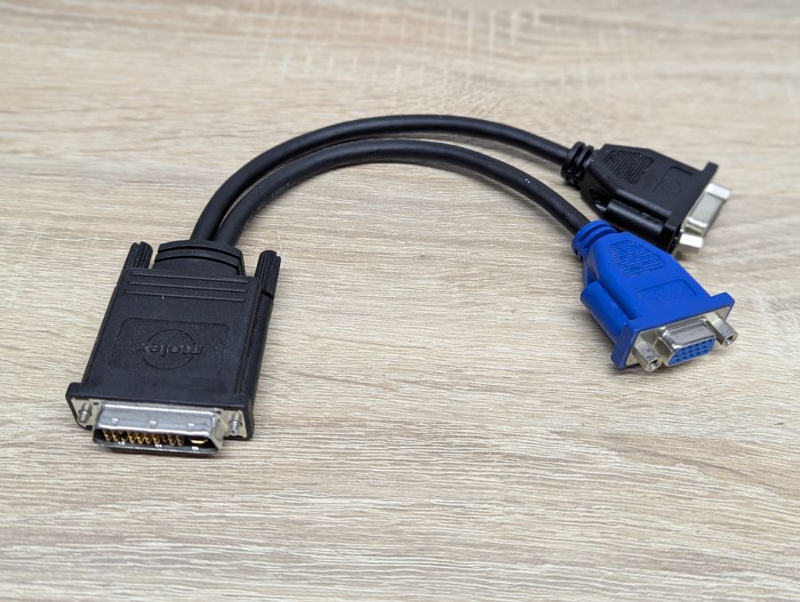 Б/В Кабель перехідник Molex DMS-59 - 2xVGA