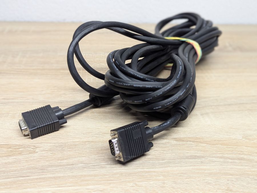Б/В Кабель VGA на VGA