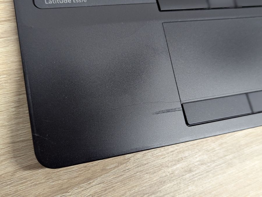 Уцінка! Ноутбук Б/В Dell Latitude E5570, Intel Core i5-6440HQ, DDR4 8 GB, SSD 256GB, AMD Radeon R7 M370 2Gb, 15.6" Full HD