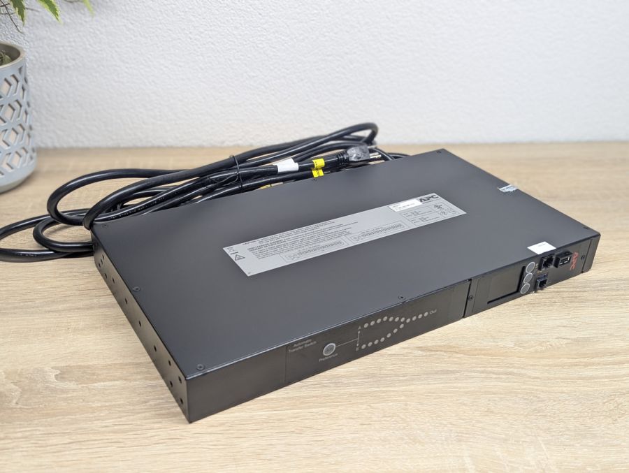 Б/В Блок розподілу живлення APC AP4450