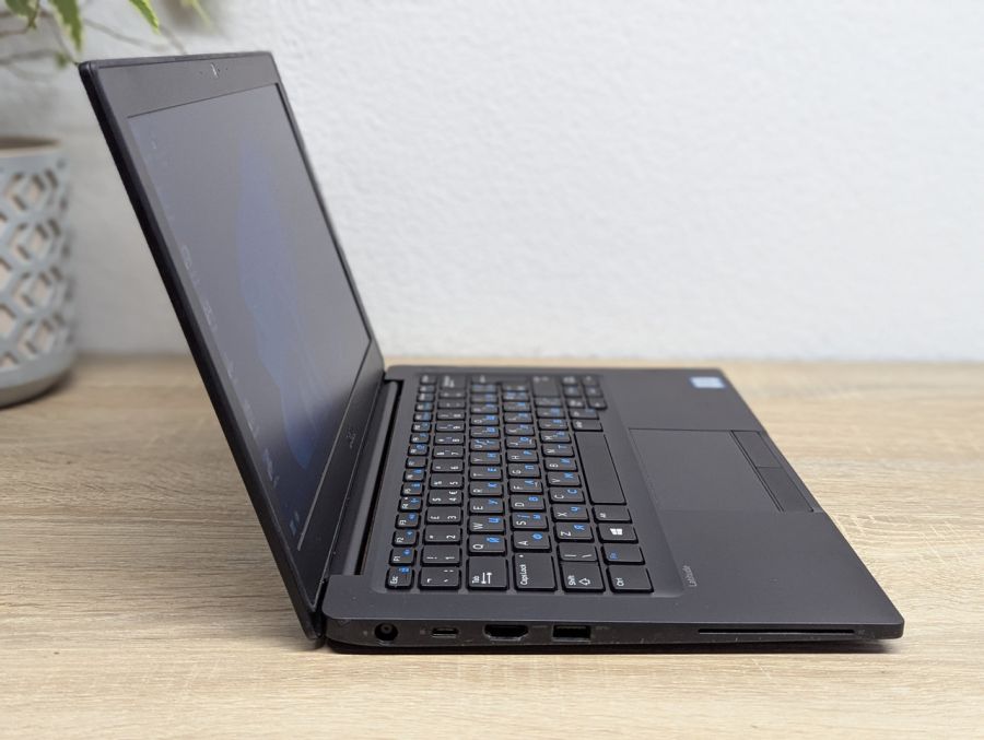 Ноутбук Б/В Dell Latitude 7280, Intel Core i5-6300U, DDR4 8GB, SSD 128GB, 12" Full HD