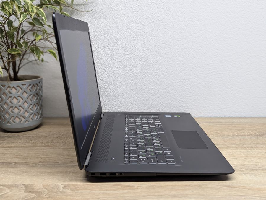 Ноутбук Б/В HP Pavilion 17 Notebook, Intel Core i7-7700HQ, DDR3 16 GB, SSD 128GB + HDD 750GB, GTX 1050, 17" Full HD