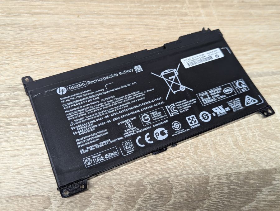 Б/В Оригінальна акумуляторна батарея HP RR03XL