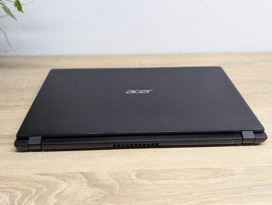 Ноутбук Б/В Acer Aspire A315-51, Intel Core i3-7100U, DDR4 8GB, SSD 128GB, 15.6" Full HD