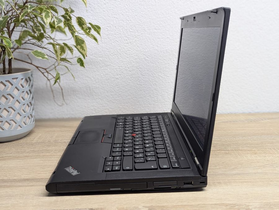 Ноутбук Б/В Lenovo Think Pad T430, Intel Core i5-3320M, DDR3 12 GB, SSD 167GB, 14" HD
