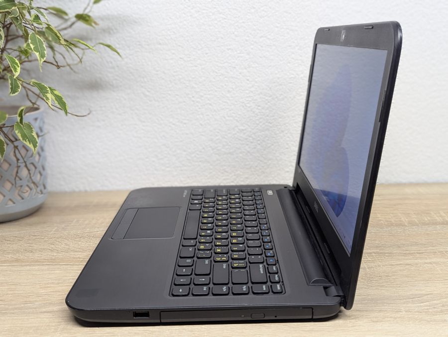 Уцінка! Ноутбук Б/В Dell Latitude 3440, Intel Core i5-4210U, DDR3 8 GB, SSD 128GB, 14" HD