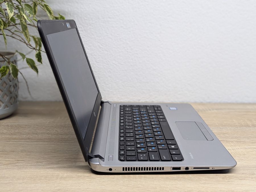 Ноутбук Б/В HP ProBook 430 G3, Intel Core i3-6100U, DDR3 8 GB, SSD 128GB, 12.5" HD